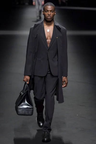 Look 33